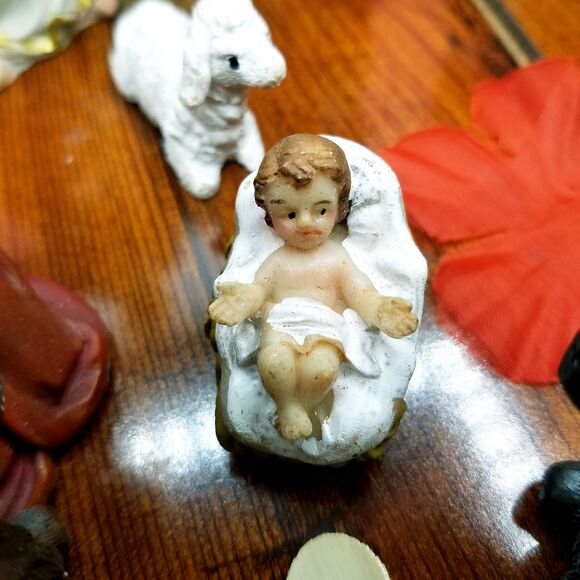 Christmas Nativity Scene Set Figures Polyresin Figurines Baby Jesus 11PCS SET - Picture 5 of 12